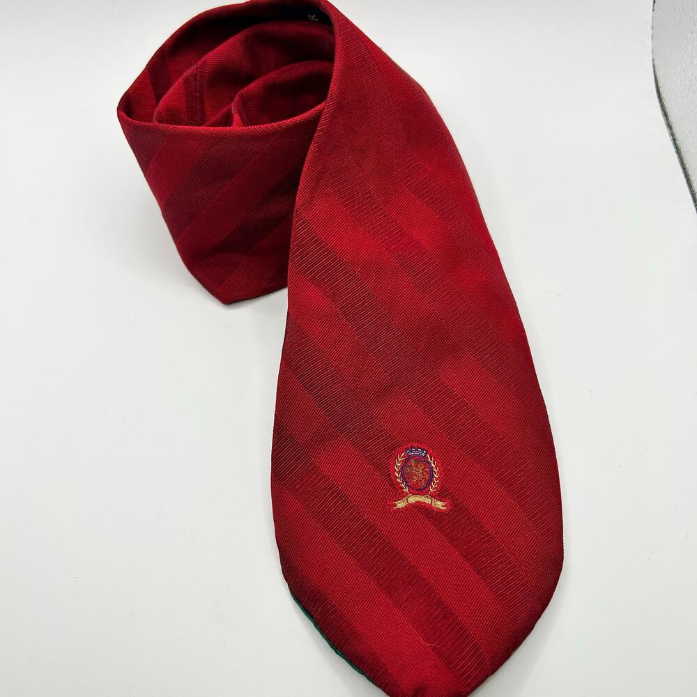 Tommy Hilfiger Tie Solid Dark Red W/ Crest Logo 100% Silk Italy